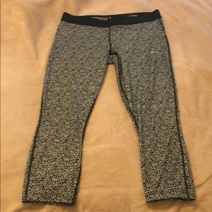 Nike Dri-Fit Running Capri - L